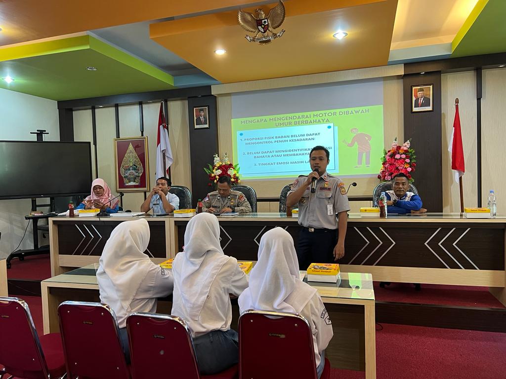 Edukasi Keselamatan Lalu Lintas bersama Pelajar Kota Yogyakarta